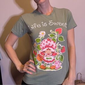 Hot Topic Green 'Life is Sweet' Tee